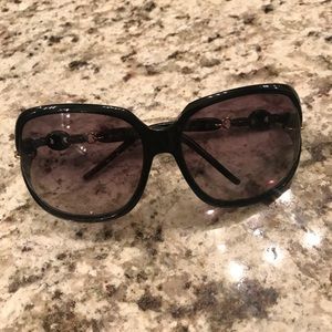 Gucci sun glasses